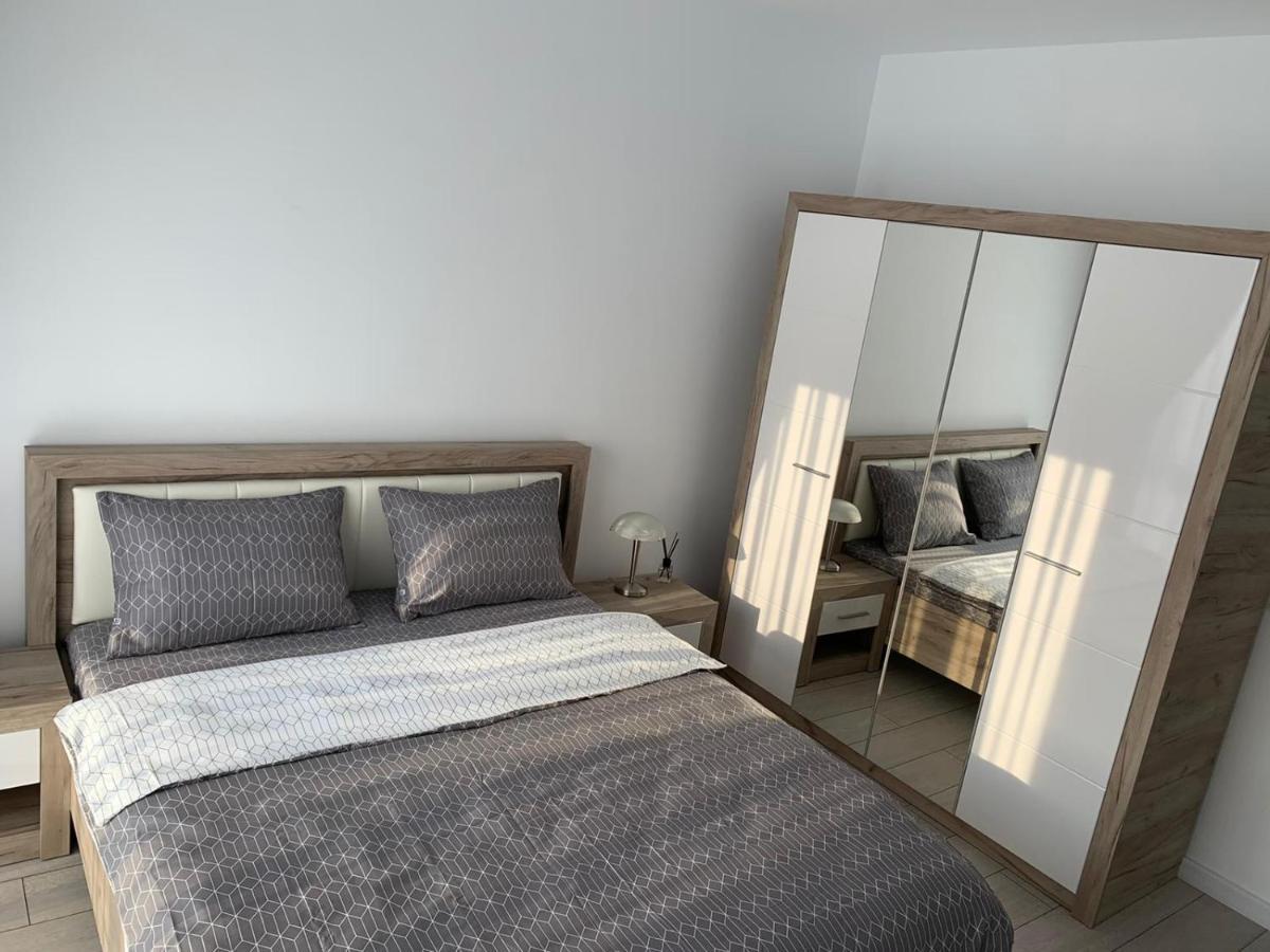 Apartament 2 Camere Prima Nufaru Oradea Exterior foto